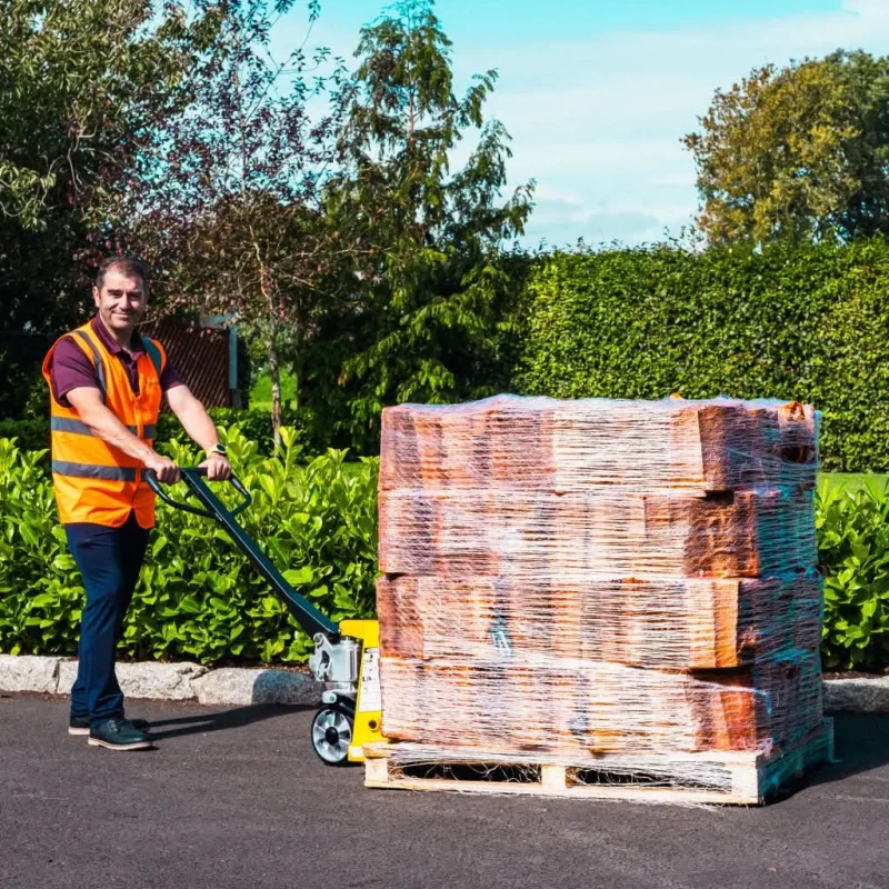 1 5m hardwood firewood bags 520kg 40 x 40l 13kg